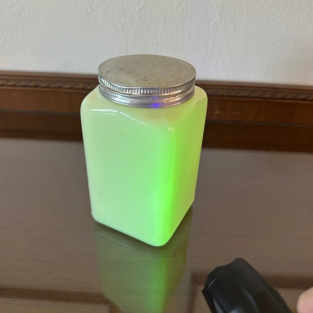 McKee Custard Glass Canister 28oz Uranium Glass Glows Green‎ Vintage Kitchen Jar